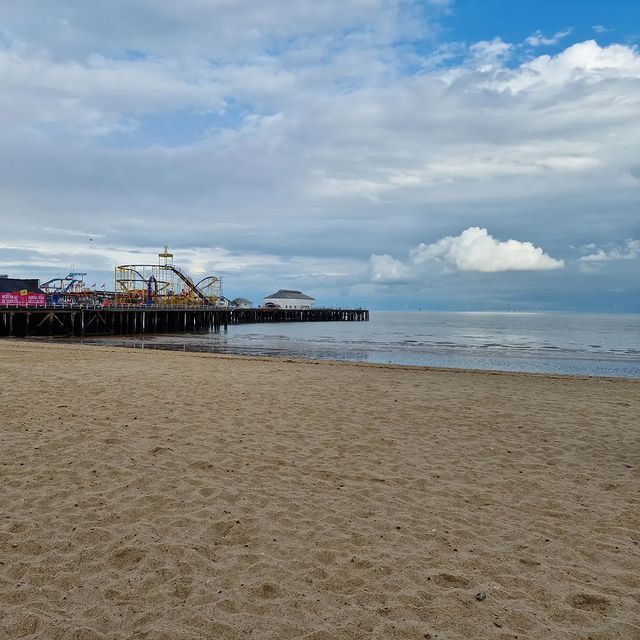 Dog Friendly Beaches In Clacton on Sea BeachAtlas